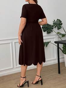 Ellevyn Vestido elegante de talla grande para mujer con escote cuadrado y ribete de concha, unicolor - Café integral - Ver 2