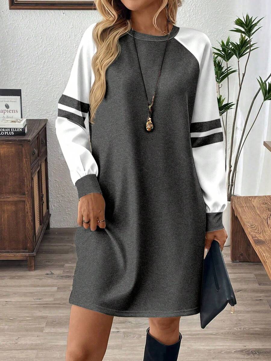 EMERY ROSE Váy ngắn tay raglan họa tiết sọc cổ tròn dài tay rộng thoải mái, đi làm hàng ngày, đơn giản, thoải mái cho mùa thu/đông - trắng - Xem 1
