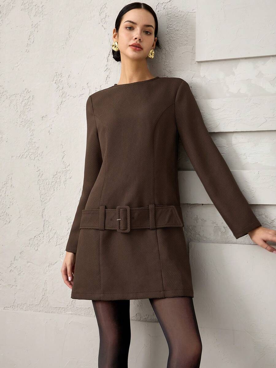 Heiryn 女式纯色圆领长袖系带休闲短款连衣裙 - 棕色 - 查看 1