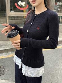 DAZY 女式圆领修身长袖撞色蕾丝拼布刺绣休闲开衫 - 藏蓝色 - 查看 6