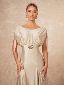 Lumalex 女式亮面缎面弹力大金属装饰褶皱腰喇叭裙 - 金色 - 查看 6