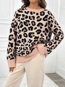 EURMUSE Woman Leopard Jacquard Print Detailed Cozy Soft Oversize Sweater - Dusty Pink - View 3