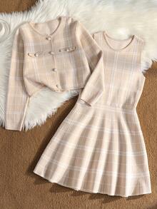 2 件套女童针织长袖开衫和无袖连衣裙套装，棕色和米色，圆领，手工刺绣珍珠纽扣，格纹图案，节日装 - 卡其色 - 查看 1