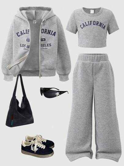 SHEIN Genkimix Kids 秋冬款女童运动服三件套 - 包含：连帽拉链运动衫、短袖上衣和运动裤。海军蓝复古印花图案，麻灰色连帽衫，麻灰色卫衣和裤子，麻灰色图案T恤。舒适休闲，宽松版型，适合日常穿着和运动。