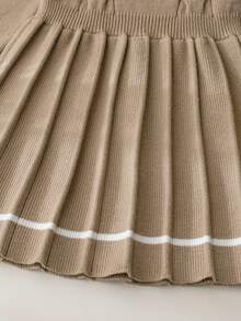 Elladie kids 少女海军蓝毛衣裙，全新秋冬系列，学院风，公主风，海军蓝和白色撞色，适合各种场合：居家、外出、上学 - 駝色 - 查看 5
