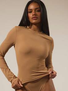 MUSERA ESSENTIALS 长袖圆领休闲上衣，适合秋季、冬季、秋冬季日常穿着，舒适保暖，是春夏季度假休闲的理想之选。 - 駝色 - 查看 2