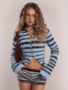 SHEIN BAE Women's Casual Fitted Knit Sweater, Versatile Pants & Shorts,Winter Clothes For Women,Cozy Fall And Winter Clothes For Women,Christmas,Christmas Sweater,New Year Outfit,Thanksgiving Outfit For Women ,Party ,Blue Striped Sweater Shorts, Cute Shorts, Fluffy Shorts