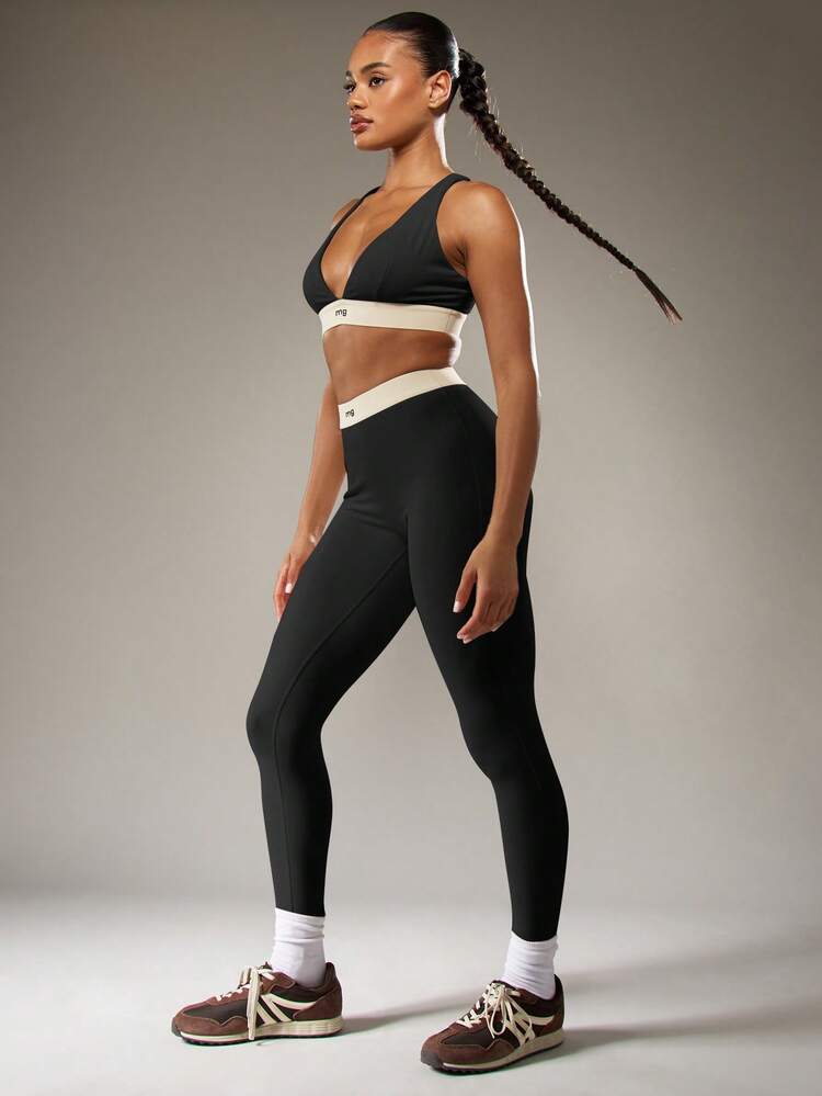 MISSGUIDED Biustonosz sportowy z głębokim dekoltem w serek i legginsami, aktywny, dwuczęściowy strój fitness do treningu