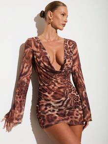 Swim Lushoire غطاء قصير بطبعة نمر أنيق وجذاب للنساء - متعدد الألوان - مشاهدة 13