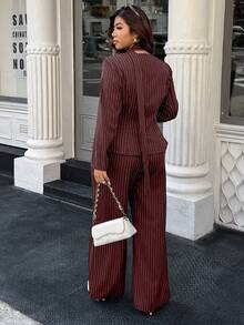 Easura Bộ đồ vest thường ngày cho nữ cỡ lớn, áo khoác kẻ sọc dài tay một hàng khuy và quần ống rộng - Màu Đỏ Sâu - Xem 2