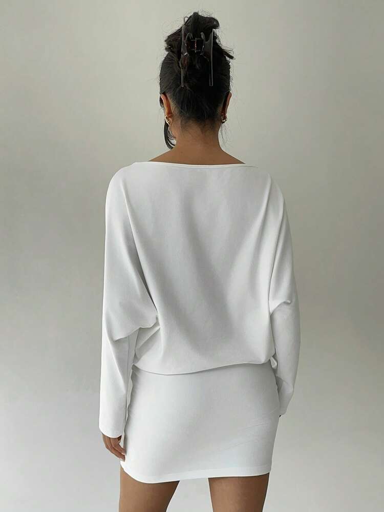 Aloruh Damska sukienka mini z długim rękawem i dekoltem w łódkę w jednolitym kolorze, seksowna, dopasowana, z rękawami w kształcie skrzydeł nietoperza, idealna na nieformalne wyjścia, przerwę na herbatę czy popołudniową herbatę - Biały - Zobacz 2