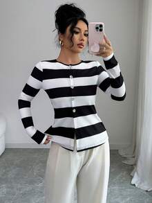 SHEIN Clasi 女款黑白條紋修身銀色鈕扣裝飾休閒優雅夾克，適合通勤、上學、約會、居家、日常穿著，秋季，小個子女性 - 彩色 - 查看 1