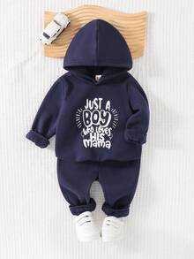 Cozy Pixies 2件套男婴字母印花柔软针织圆领长袖连帽衫和慢跑裤套装 - 藏蓝色 - 查看 1