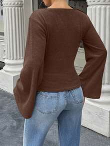 Flora Isola Flora Isola 标准尺码女式宽松花卉印花针织上衣，宽领口，落肩，喇叭袖，腰部褶饰，秋冬 - 棕色 - 查看 2