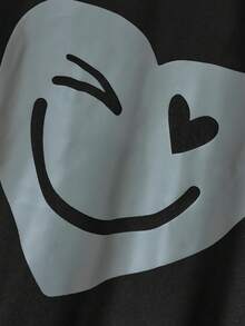 SHEIN Girlism 3 件套青少年女孩秋冬黑色针织连帽衫，心形和脸部印花，黑色图案背心，仿牛仔工装裤