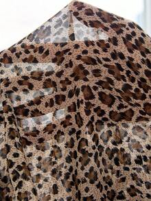 Solivie 女士优雅浪漫黑白圆点荷叶边饰领喇叭袖长袖荷叶边袖口纽扣前开襟衬衫 - 咖啡棕 - 查看 6