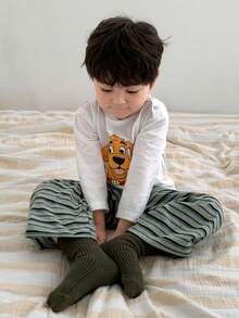 DAZY 2pcs/Set Toddler Boys' Casual Cartoon Print Short Sleeve T-Shirt And Striped Pants Loungewear Set - White - View 4