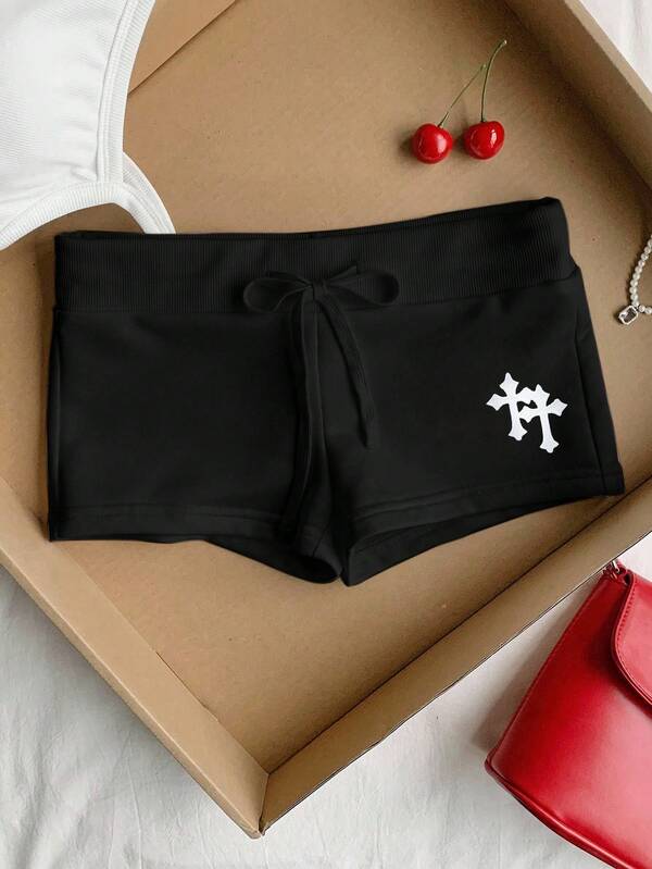 Comfortcana Casual Cross Pattern Black Drawstring Slim Fit Shorts Graphic