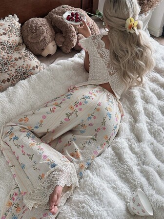 CottageSlumber Conjunto de pijama con cuello en V, manga corta y pantalón largo con estampado floral jacquard