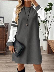 EMERY ROSE Váy ngắn tay raglan họa tiết sọc cổ tròn dài tay rộng thoải mái, đi làm hàng ngày, đơn giản, thoải mái cho mùa thu/đông - trắng - Xem 3