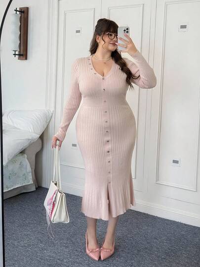 CovetEZ 大码深V领纽扣装饰修身毛衣裙，秋冬