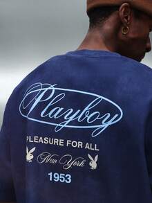 PLAYBOY X SUMWON Camiseta Gola Careca Ajuste Quadrado com Estampa Gráfica nas Costas e Design de Logo da Marca