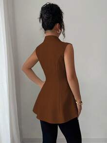 Elenzga 女式杏色 V 领收腰不对称下摆无袖常规夹克 - 咖啡棕 - 查看 2