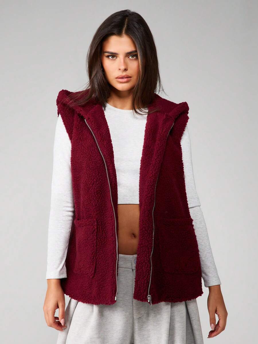 MISSGUIDED Chaleco con capucha de borreguito Borg con cierre de cremallera para otoño e invierno, ideal para usar en capas, regalo de Navidad - Burdeos - Ver 1
