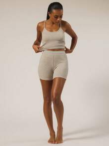 MUSERA ESSENTIALS Camiseta de tirantes finos, de costilla suave y espalda de tirantes, prenda interior esencial para otoño, invierno, primavera y verano, ideal para el día a día, el descanso y las vacaciones - Gris - Ver 5