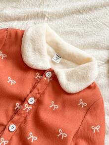 Vintaside Kids 女童提花蝴蝶结保暖长袖外套，保暖面料搭配时尚元素，适合外穿、日常休闲穿着，百搭实用，冬季必备，冬装外套，时尚夹克，适合4-7岁儿童。 - 棕色 - 查看 6