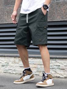 Manfinity Homme 男士ins风街头抽绳工装短裤，男士街头短裤，酷炫时尚，适合日常穿着、外出、聚会、上学、派对等场合。也可作为送给男友的礼物。