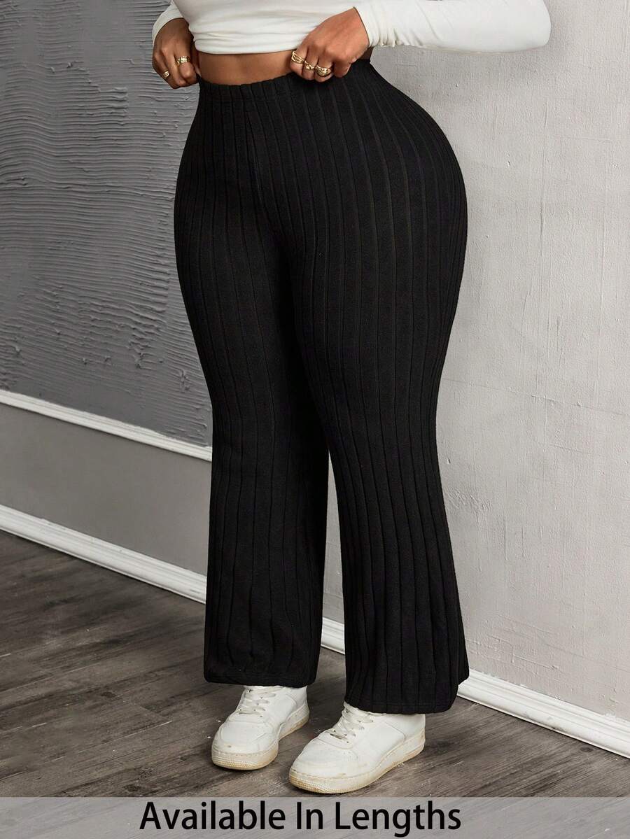 SHEIN PETITE CURVE Women's Plus Size Solid Color Flared Pants With Slit - Black - View 1