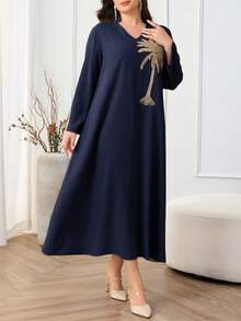 Al Najma 大码女式棕榈树印花V领长袖宽松连衣裙 - 藏蓝色 - 查看 5