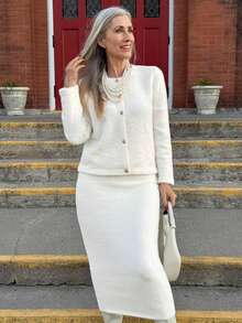 Vivie Lora Bộ 2 món áo khoác cardigan mềm mại màu trắng và chân váy dành cho nữ - trắng - Xem 6