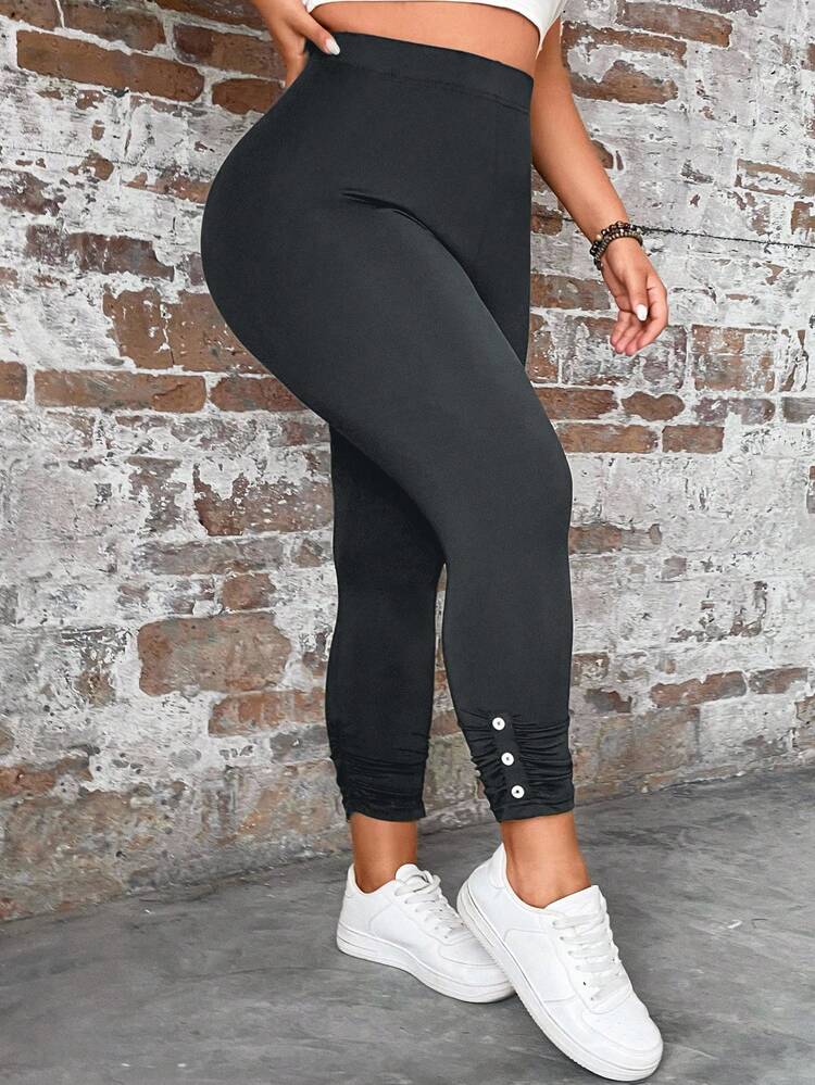 Plus Size Women Solid Color Elastic Waist Pleated Button Design Casual Leggings