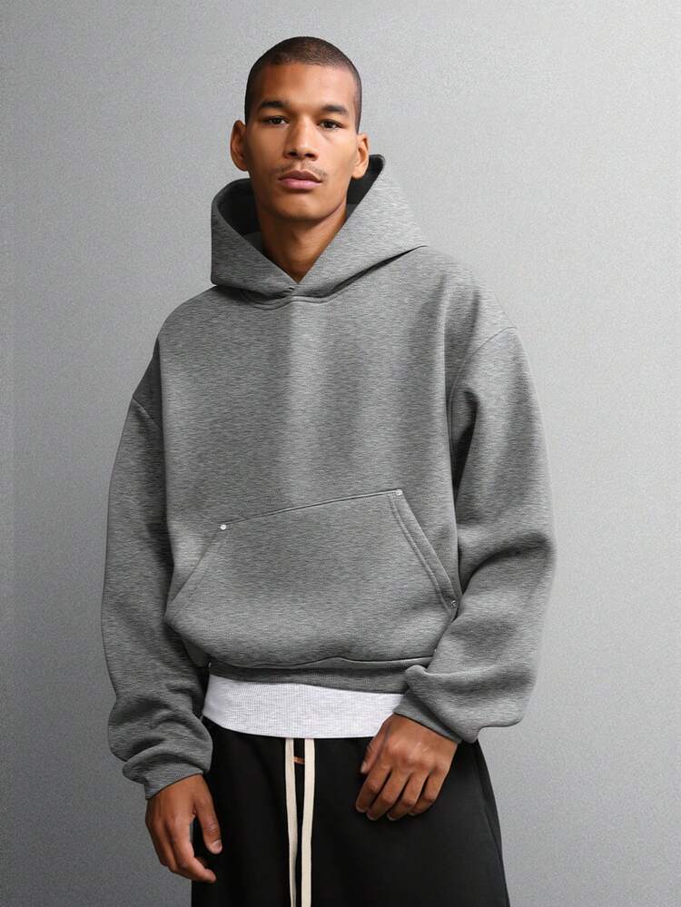 SUMWON Herren Kapuzenpullover in Graumeliert mit Kordelzug-Kapuze und Fronttasche für lässige Layering-Looks im Herbst und Winter, bequem und schlicht