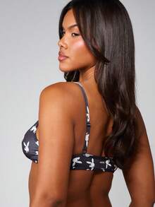 Missguided x Playboy 兔子印花三角形 Bralette 软杯无钢圈贴身内衣 - 黑與白 - 查看 2