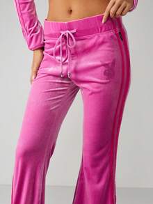 Missguided x Playboy Pantalones acampanados con cintura plegable en tela de terciopelo lujosa para comodidad y estilo casual