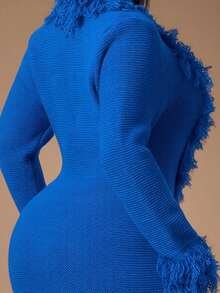 Radiana 秋冬大码时尚性感流苏装饰深V领加长针织连衣裙 - 寶藍色 - 查看 7