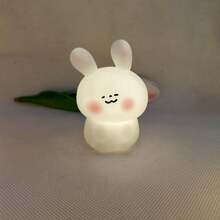 Cute Cartoon Shaped LED Night Light, Battery Powered Portable Mini Emergency Lamp, Bedroom Bedside Atmosphere Light, Perfect Gift For Friends, Family, And Students