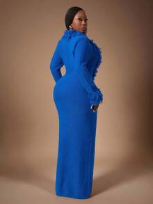 Radiana 秋冬大码时尚性感流苏装饰深V领加长针织连衣裙 - 寶藍色 - 查看 2