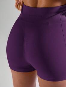 Musera Sport 高腰迷你短裤，舒适运动，适合健身房、跑步、网球、板式网球、瑜伽、普拉提、日常休闲等运动。 - Bold Plum - 查看 5