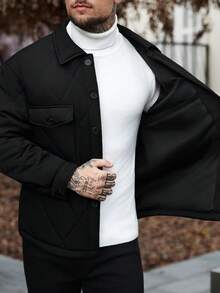 Manfinity CasualCool 男士休闲纯色绗缝纽扣长袖羽绒服，冬季黑色外套，适合日常休闲、周末旅行、户外活动、探险旅行、轻松的工作环境或半正式场合，也是送给男友/丈夫、周年纪念日或圣诞节的理想礼物。 - 黑色 - 查看 8