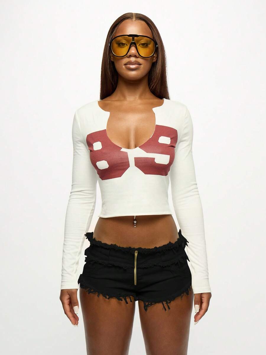 SUMWON WOMEN Distressed Denim Hot Pants With Frayed Hem And Zip Front Closure For Summer Festival Casual Wear