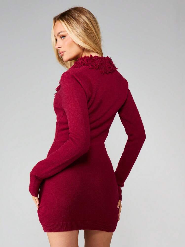 MISSGUIDED Abito a maglia corto con scollo a V, maniche lunghe, dettagli a frange, color borgogna, caldo e aderente, adatto per l'autunno e l'inverno