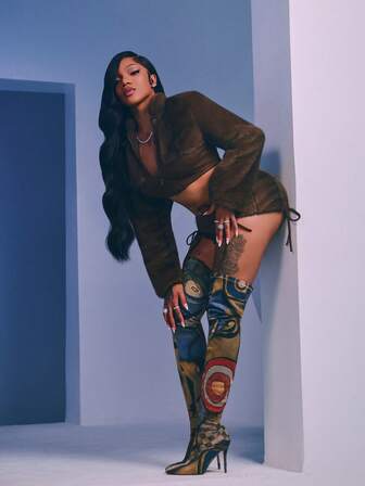 GloRilla x SHEIN ICON 女式 Y2K 人造毛皮和绒面革拼接长袖短款高领低腰系带短裤两件套，性感秋冬装