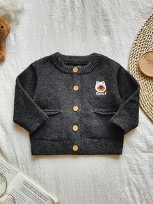 Vintaside Kids 婴幼儿男童可爱小熊刺绣纽扣针织开衫 - 深灰色 - 查看 4