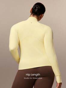 GLOWMODE Plus Size FeatherFit™ Slim Fit Thumbhole Jacket With Side Pockets Low Impact Yoga Pilates Studio Daily Casual Wear/ Spring Summer - French Vanilla - 查看 2