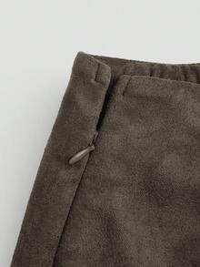 Sweetra Plus Size Suede Pleated Asymmetric Zipper Decor Minimalist Commuter Short Skirt, Brown, Autumn/Winter - Brown - View 6