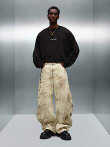 PLAYBOY X SUMWON Áo nỉ crop top cổ tròn tay dài in họa tiết tạp chí cổ điển cỡ lớn - màu đen - Xem 4